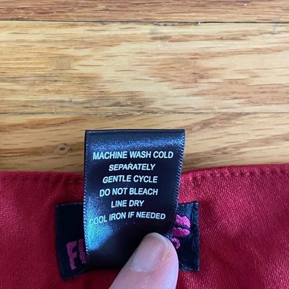 FLIRTATIOUS | Red coloured jeans | Size 1x - Picture 7 of 7